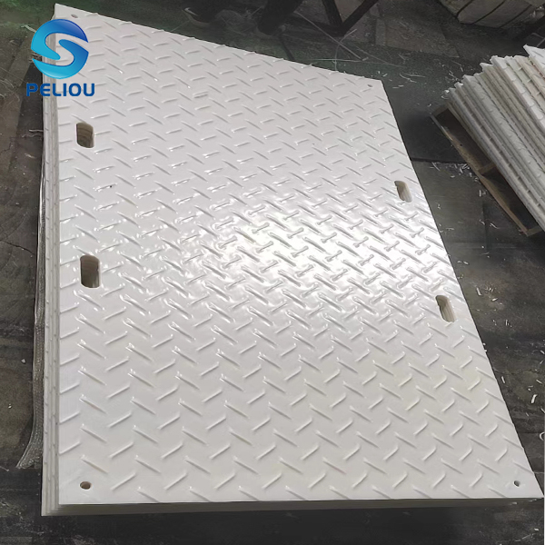 Polyethylene HDPE 4x8 ft HDPE Playground Access ground protection mats